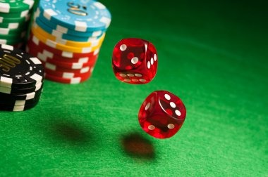 sedap168 Gaple Online mobile interface showing domino cards and player positions